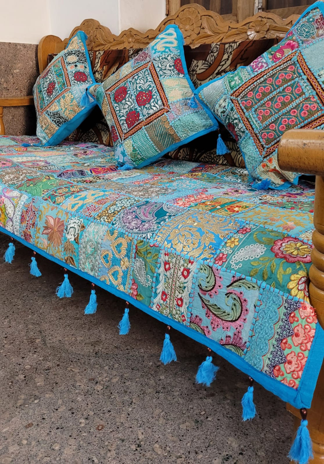 Bohemian Bliss: Handcrafted Patchwork Sofa Cover Bohemian Bliss (3 seating + 5 cushion covers)